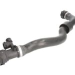 BMW E46 M57N RADYATÖR ÜST HORTUMU 11537787720