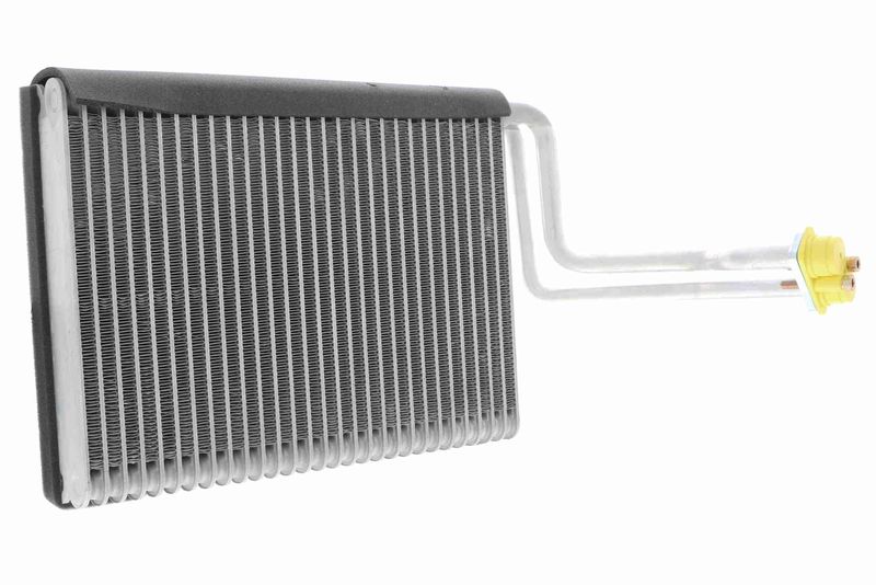46-3.jpg BMW EVAPATÖR E87-E90-F20 MAHLE BEHR 64116934781 - Görsel 1