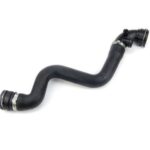 BMW E46 M43 RADYATÖR ÜST HORTUMU 11531436407