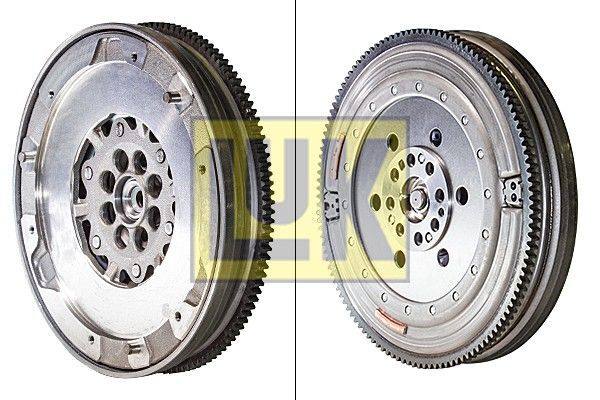 5zZMzY3W2FFq6VenZTLmNF9u35EwRvQhH1G95ESnOqVXI.jpg BMW E87/E90 N47 VOLANT 21207637279 - Görsel 1
