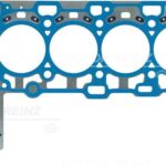 BMW G60 B47P Silindir Kapak Contası OEM numarası 11128471267’dir. Bu parça motor bloğu ile silindir kapağı arasında sızdırmazlığı sağlamak için kullanılır. Motorun üst kısmında