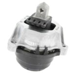 BMW G11-G05 XD MOTOR KULAĞI SOL 22116878247 numaralı bu parça