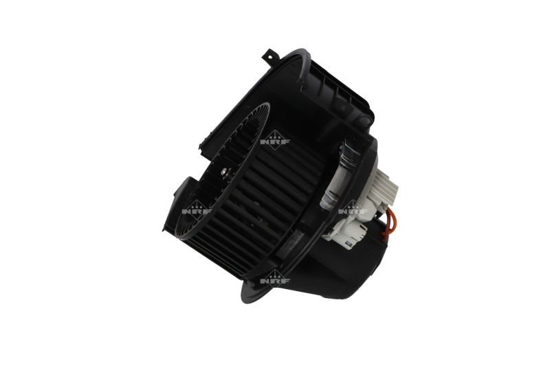 BMW X5-X6 E70-E71 KALORİFER MOTORU 64119245849 BMW X5 ve X6 E70-E71 modellerinde kullanılan kalorifer motorunun OEM numarası 64119245849’dur. Bu motor